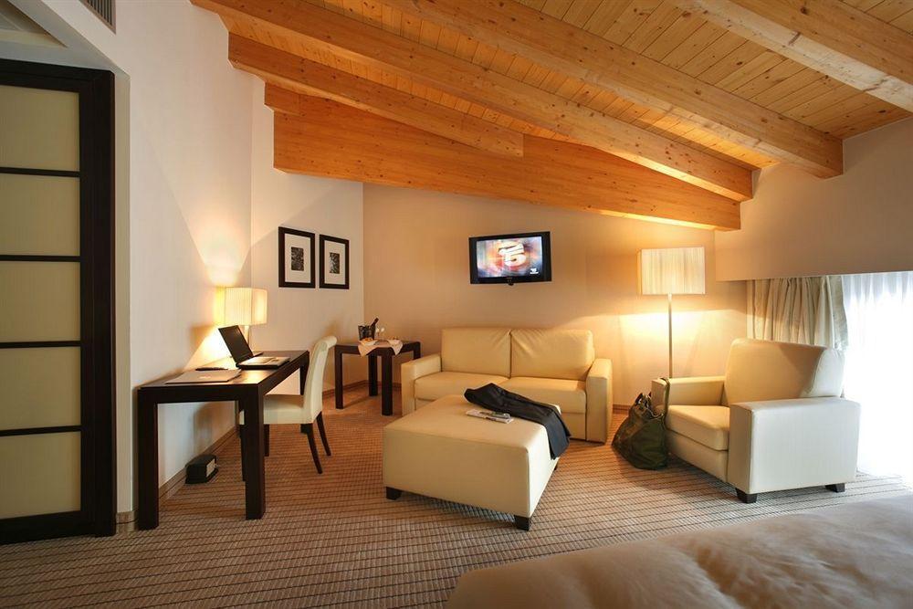 Hotel & Residence Villa Bartolomea Extérieur photo